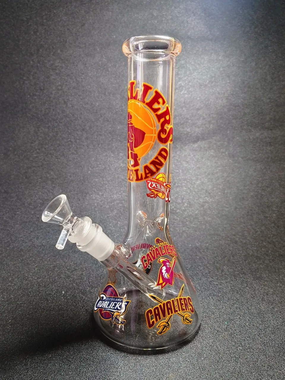 10-Inch Cleveland Cavaliers-Inspired Beaker Glass Bong - Image 4