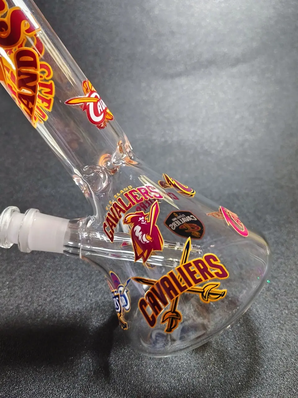 10-Inch Cleveland Cavaliers-Inspired Beaker Glass Bong - Image 5