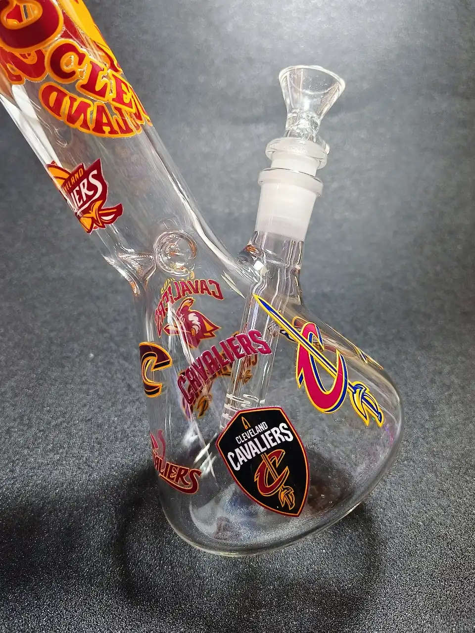 10-Inch Cleveland Cavaliers-Inspired Beaker Glass Bong - Image 6