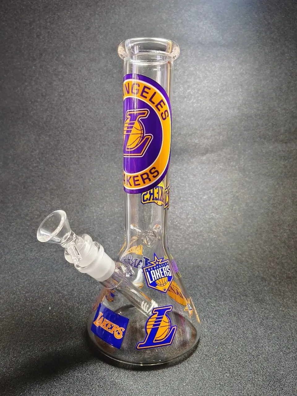 10-Inch Los Angeles Lakers Showtime Beaker Glass Bong - Image 4