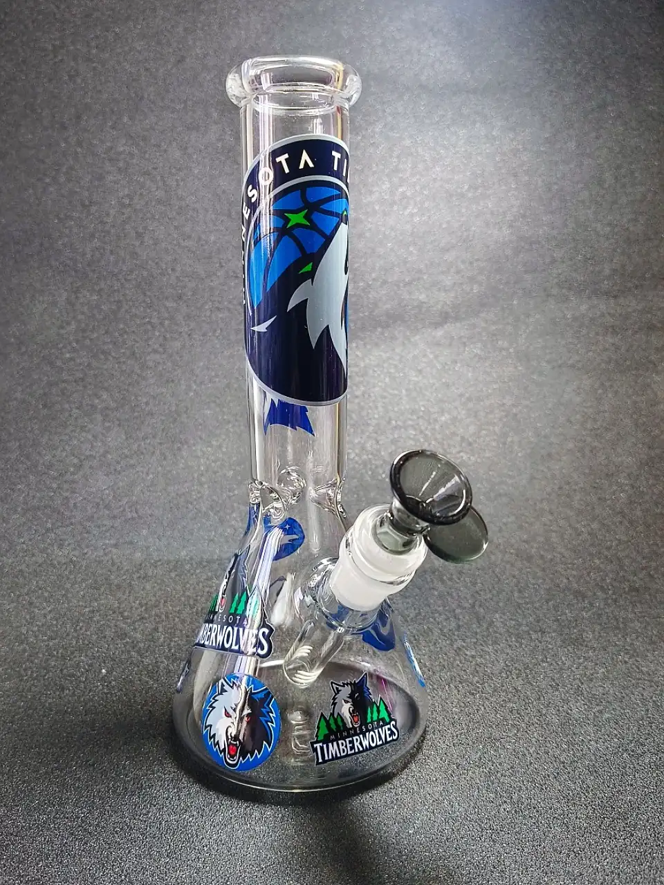 10-Inch Minnesota Timberwolves-Inspired Beaker Glass Bong - Image 5