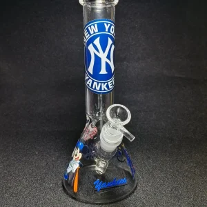 10-Inch New York Yankees Inspired Borosilicate Glass Beaker Bong