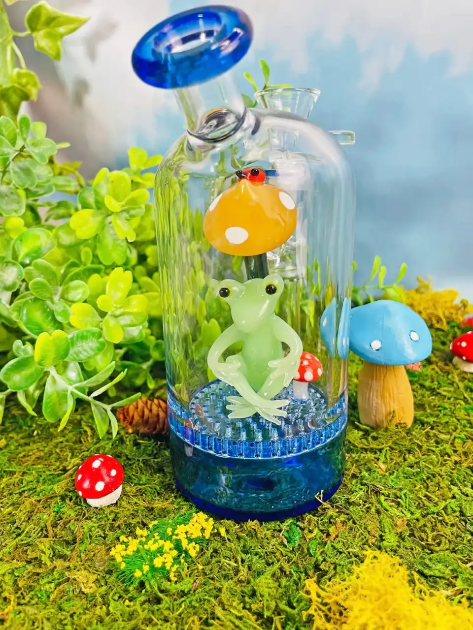 6 Inch Frog Mushroom Cloche Borosilicate Glass Bong
