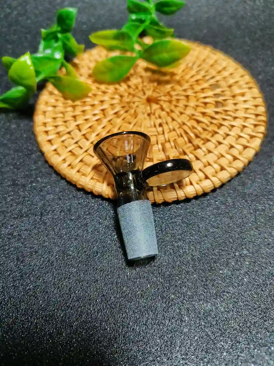 14mm Male Tabbed Borosilicate Glass Bong Bowl - Image 4