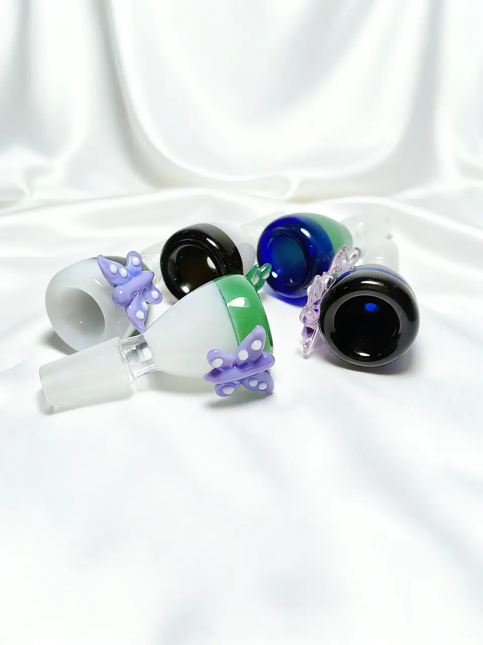 14mm Male Butterfly Borosilicate Glass Bowl Piece - Image 2