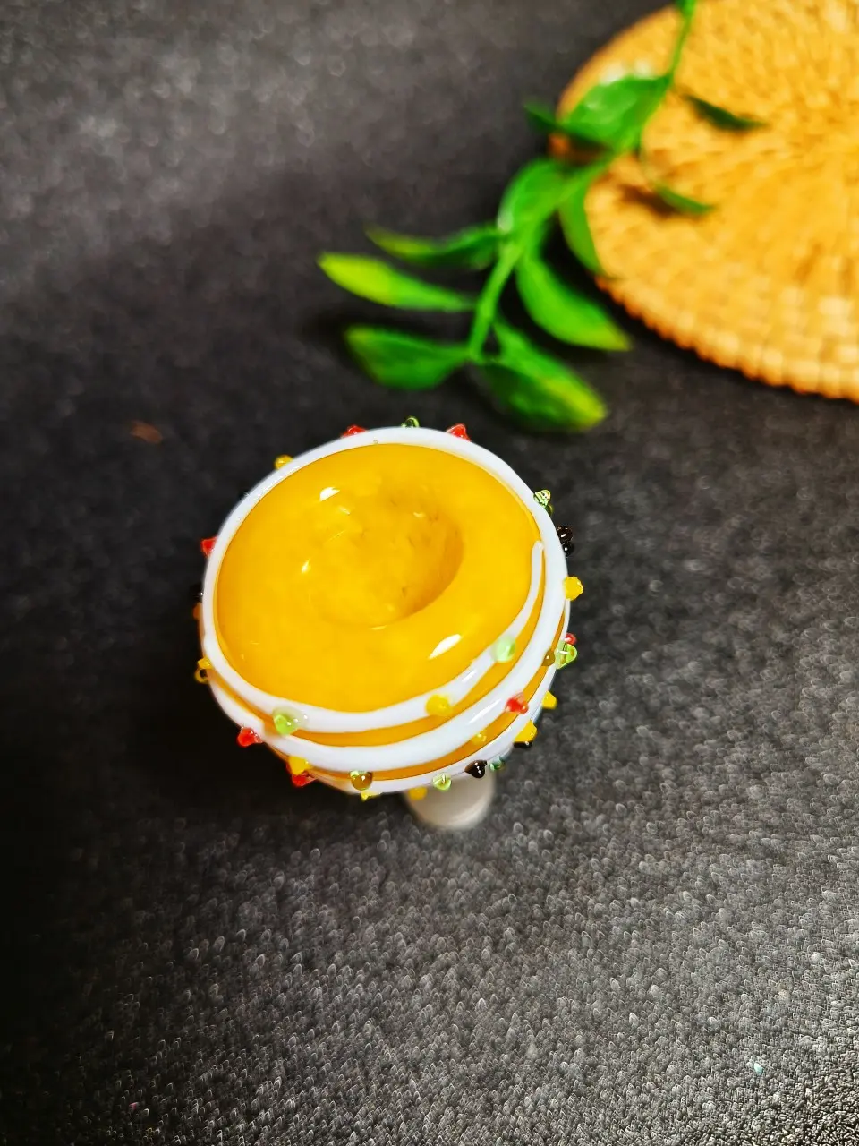 14mm Male Yellow Dessert Cake Borosilicate Glass Bong Bowl - Image 3