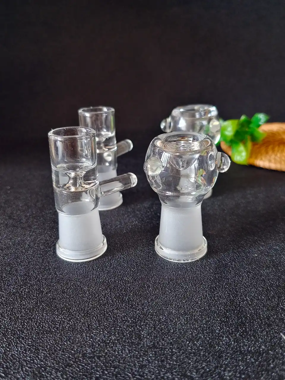 Classic Clear Borosilicate Glass Bong Bowl with 18mm Female Joint