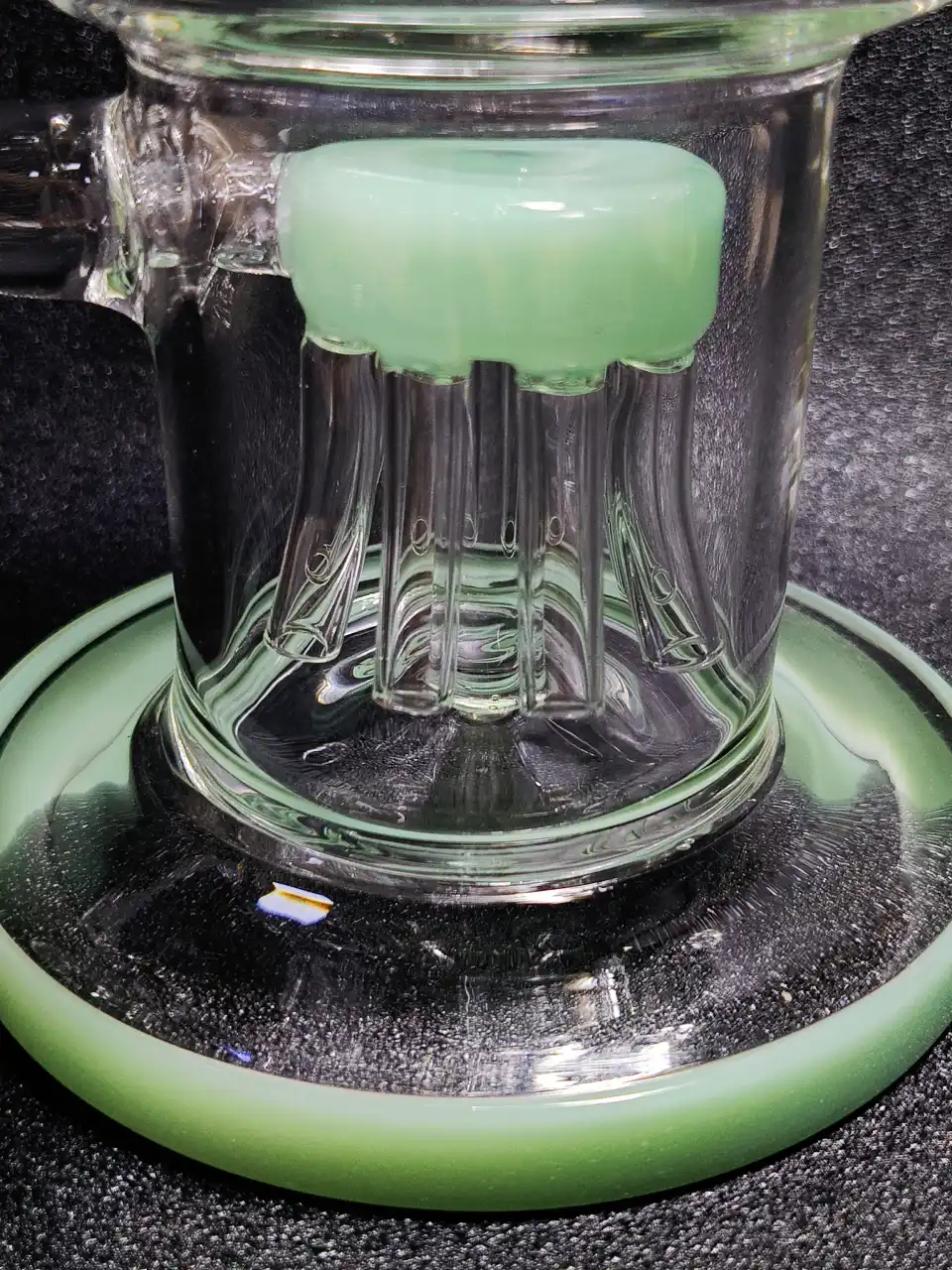 18-Inch Mint Green Multi-Chamber Recycler Glass Bong - Image 3