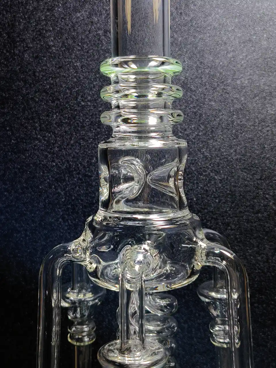 18-Inch Mint Green Multi-Chamber Recycler Glass Bong - Image 7