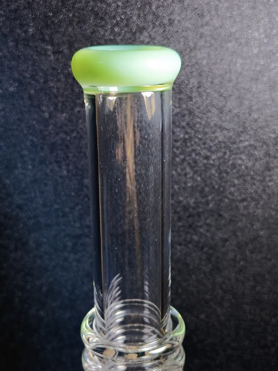 18-Inch Mint Green Multi-Chamber Recycler Glass Bong - Image 8