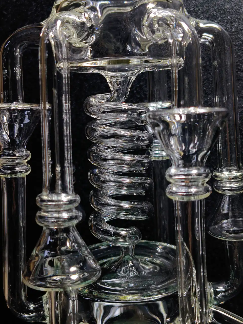 18-Inch Mint Green Multi-Chamber Recycler Glass Bong - Image 5