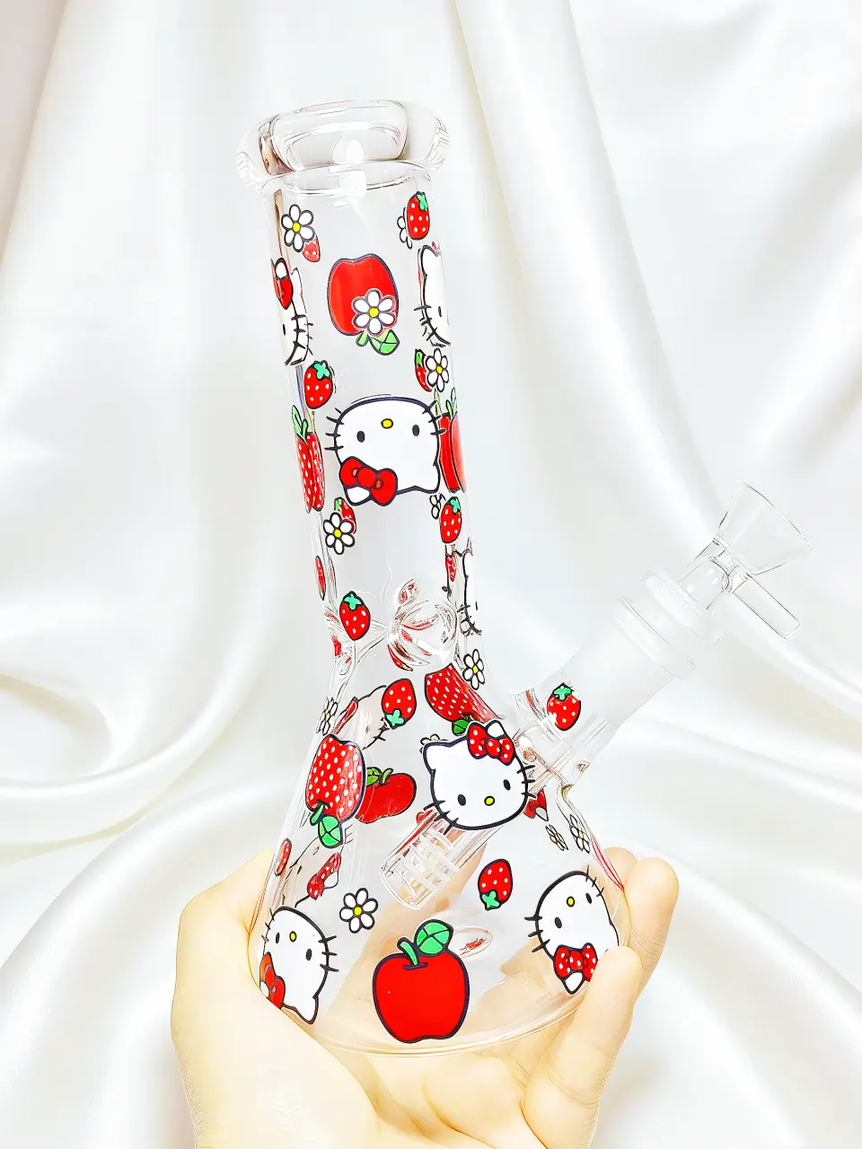 8-Inch Hello Kitty Apple & Strawberry Beaker Glass Bong - Image 2