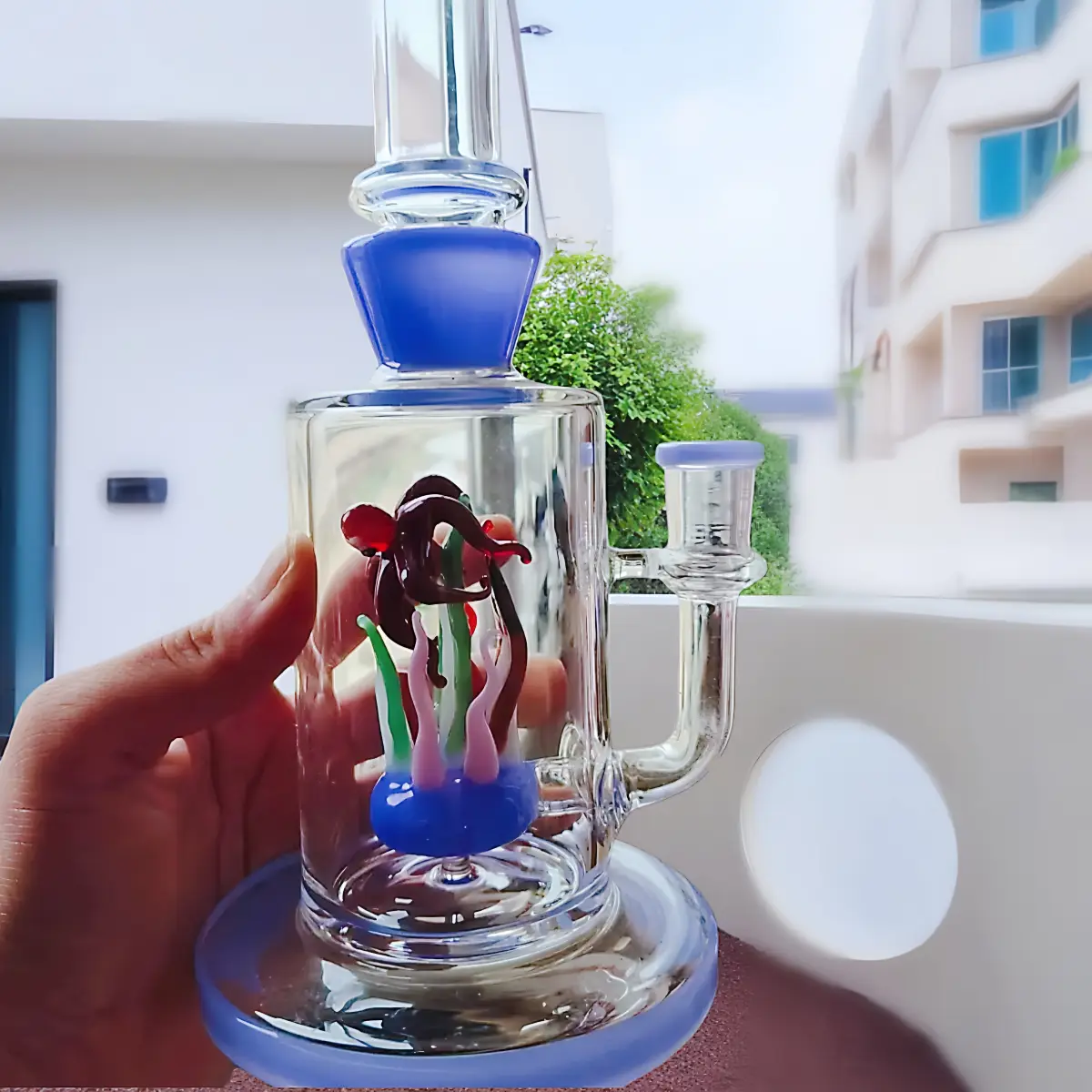 9.5 Inch Ocean Scene Octopus Borosilicate Glass Bong - Image 2