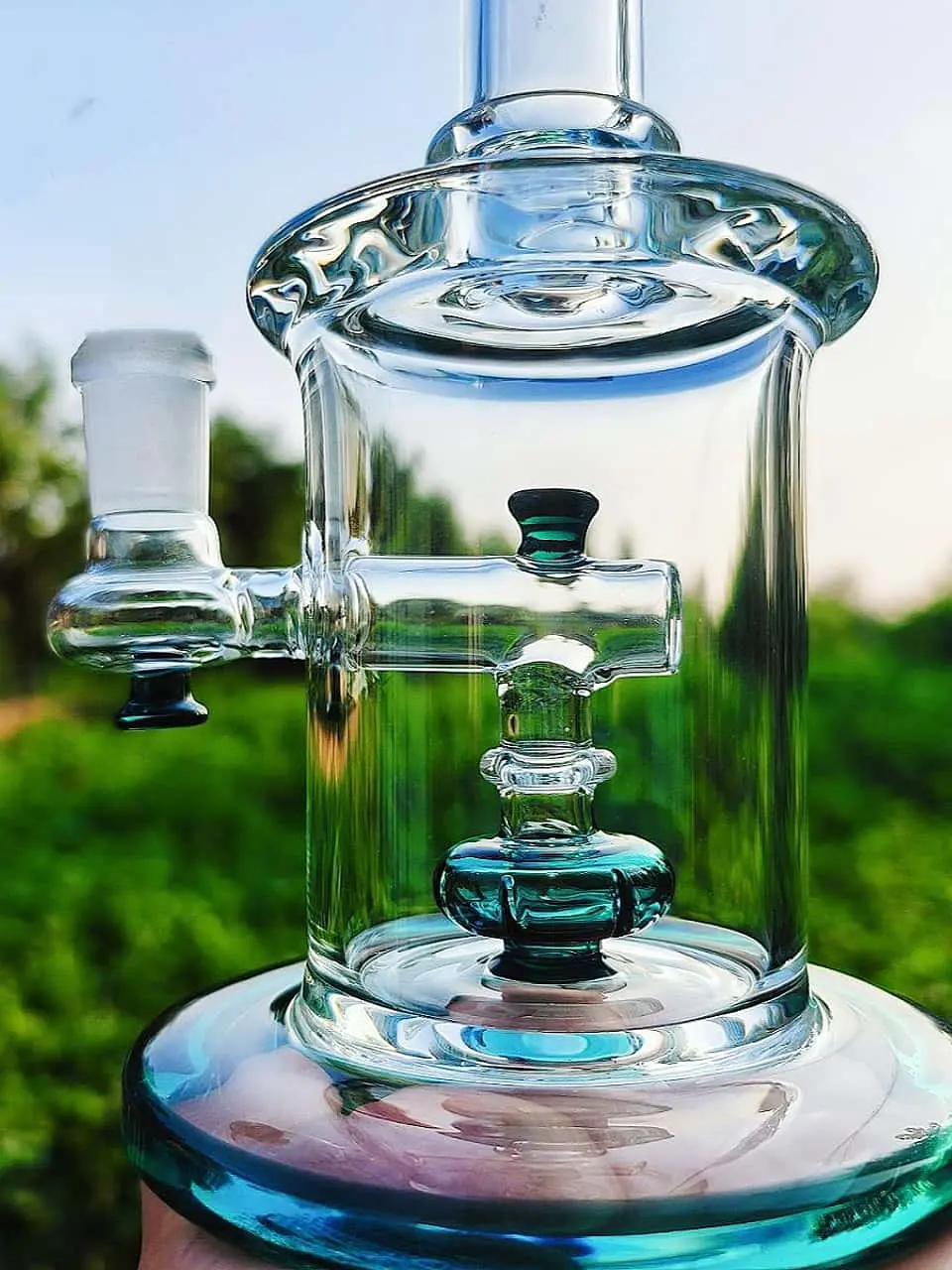 9 Inch Emerald Green Showerhead Perc Borosilicate Glass Bong - Image 2