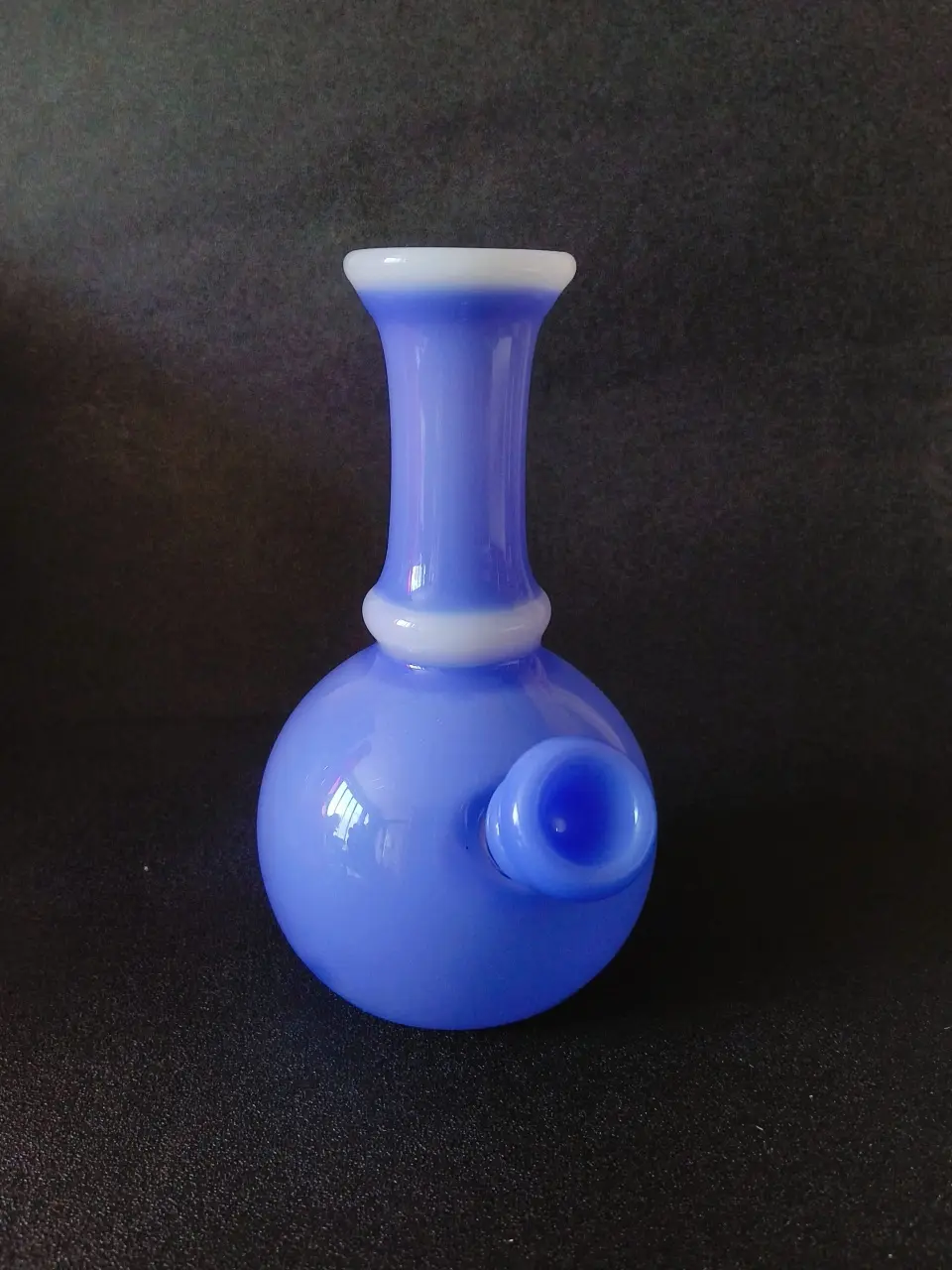8-Inch Opaline Milky Blue Vase-Style Glass Bong