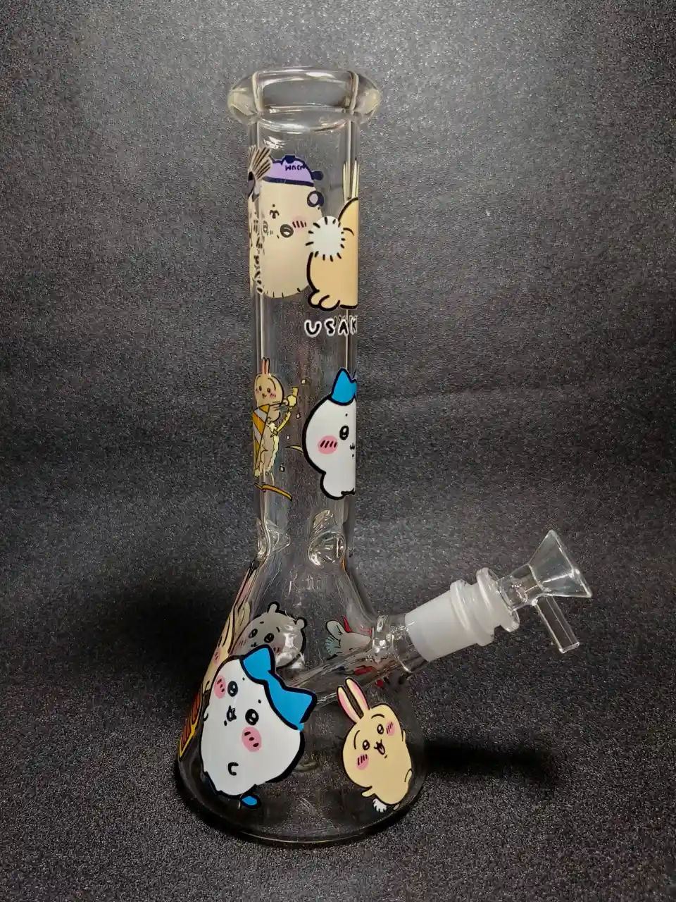Chiikawa Hachiware Usagi 10 Inch Beaker Glass Bong - Image 2