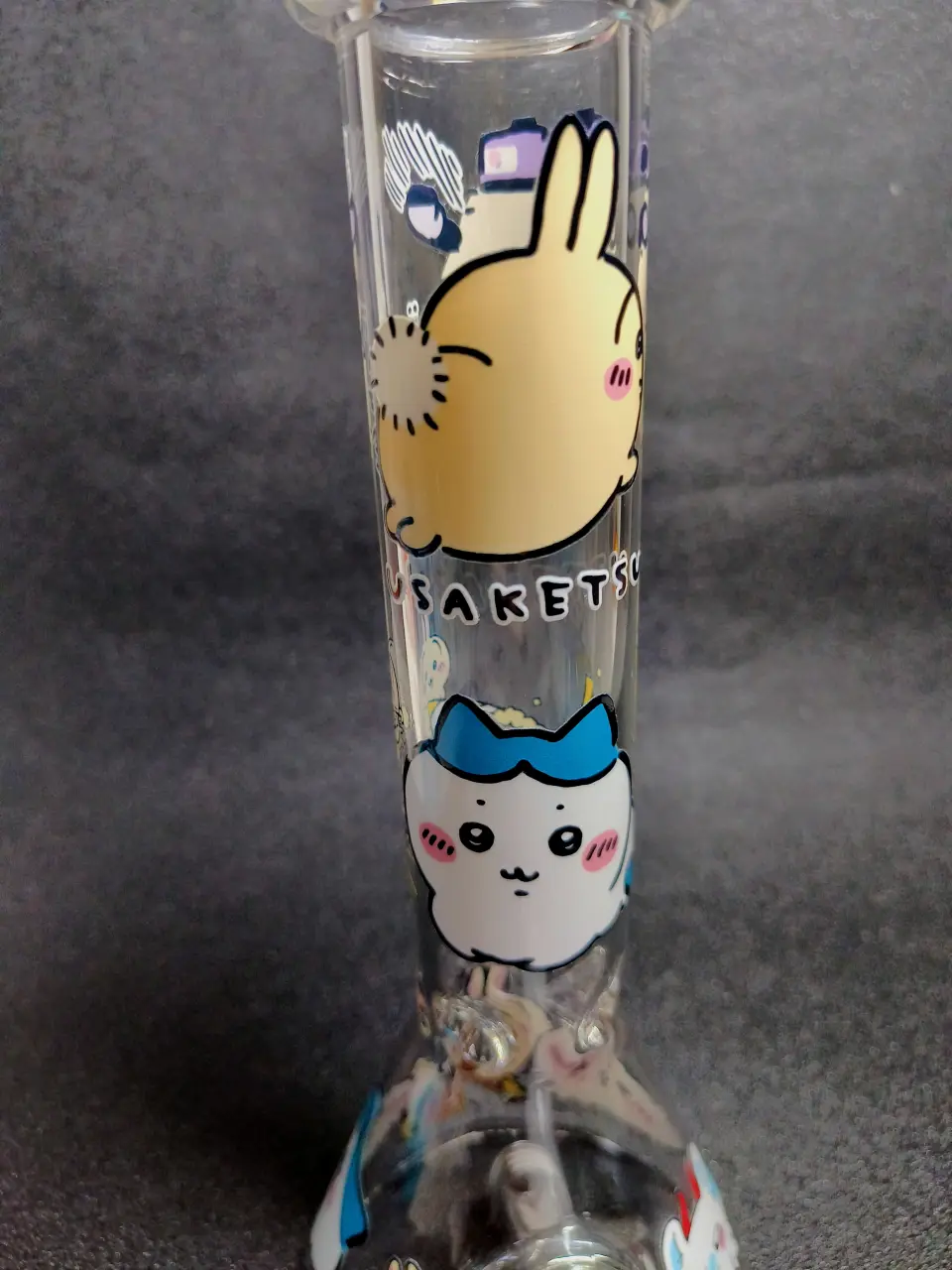 Chiikawa Hachiware Usagi 10 Inch Beaker Glass Bong - Image 5