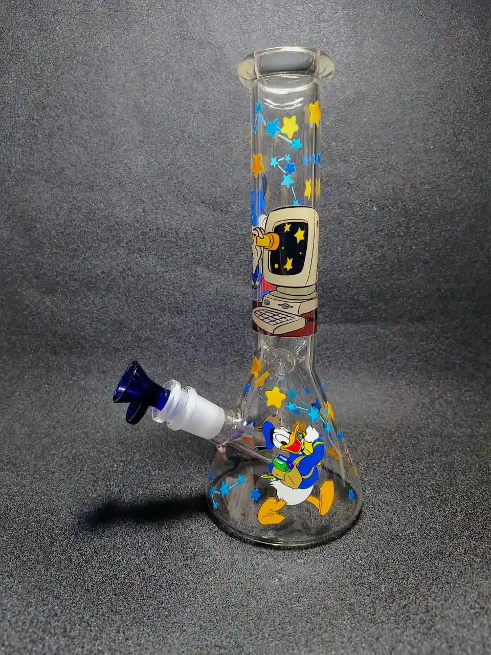 10 Inch Donald Duck Sailor Adventure Star Beaker Glass Bong - Image 4