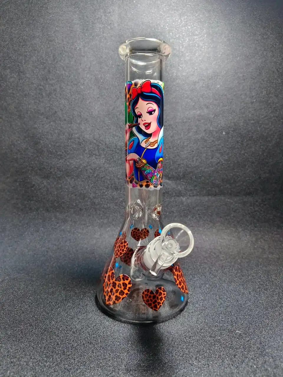 10-Inch Snow White Leopard Heart Beaker Glass Bong