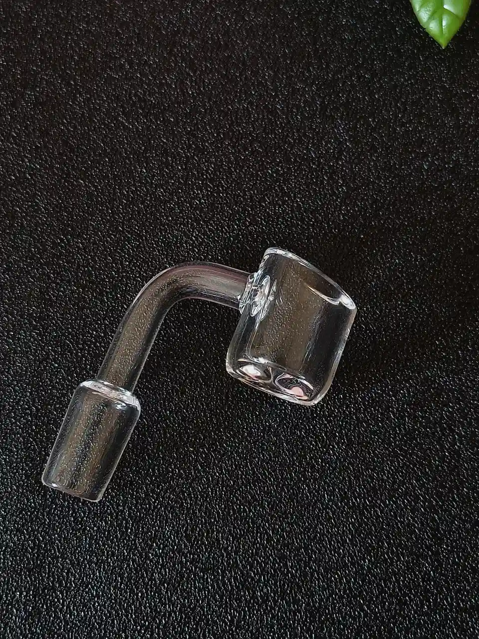 14mm Male 90° Flat Bottom Slanted Top Quartz Banger, 4mm