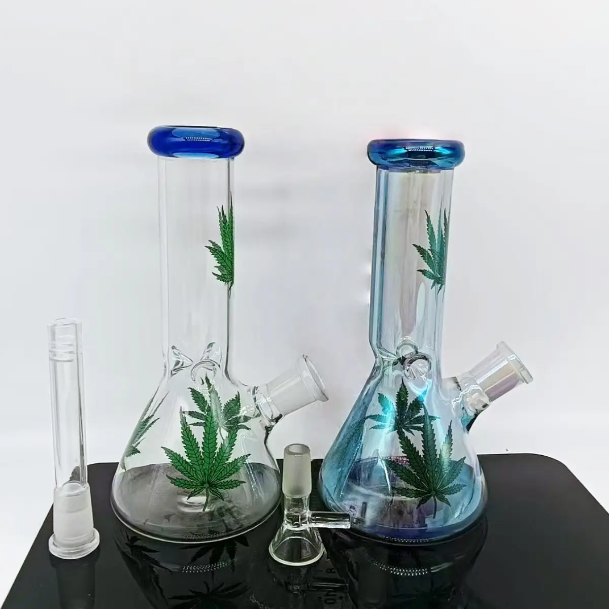8-Inch Borosilicate Glass Beaker Bong with Green Leaf Design