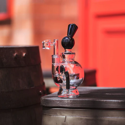 GRAV Orbis Sphera 7-Inch Borosilicate Glass Dab Rig - Image 3