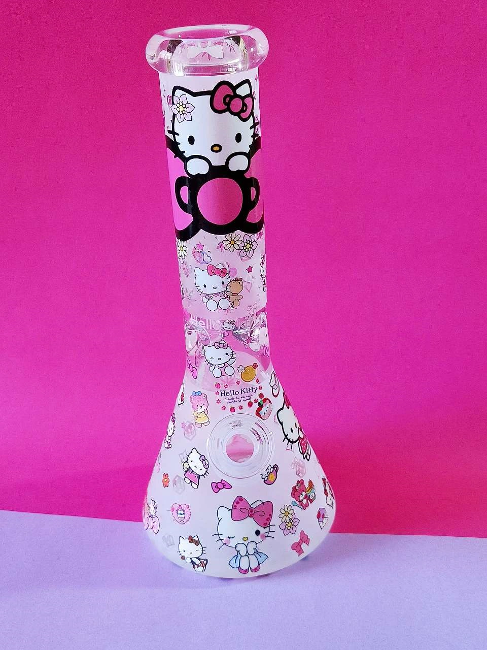 12.5 Inch Hello Kitty x LV-Style 9mm Beaker Glass Bong - Image 6
