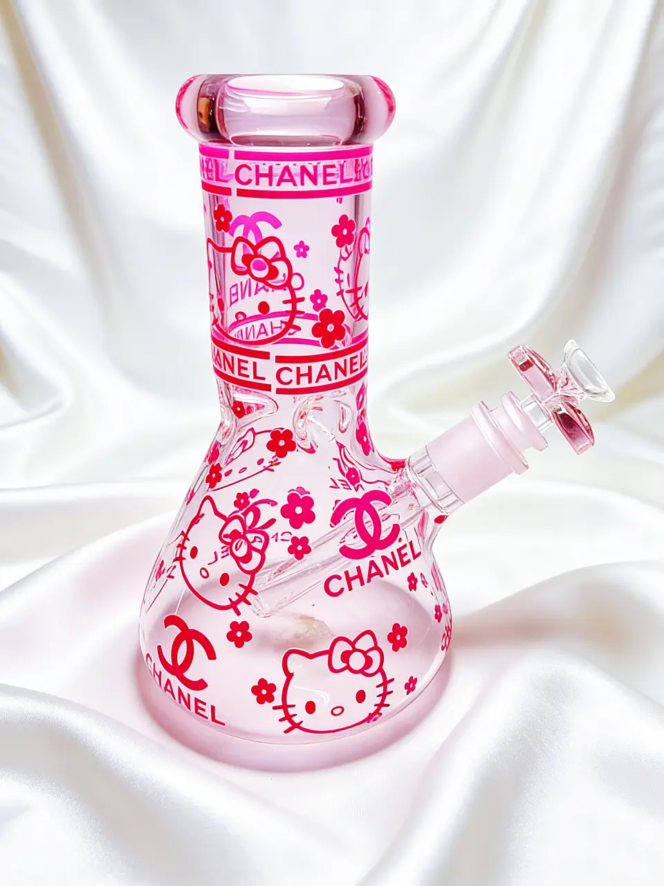 8 Inch 5mm Hello Kitty Chanel-Inspired Pink Beaker Glass Bong - Image 4