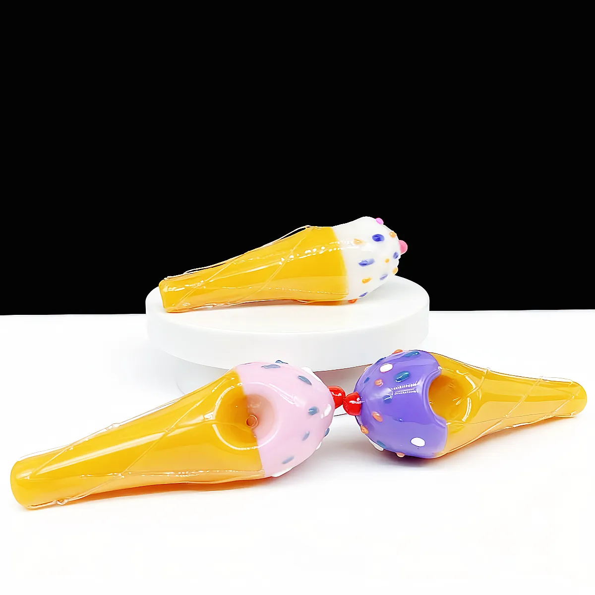 Ice Cream Cone Borosilicate Glass Spoon Pipe with Carb Hole