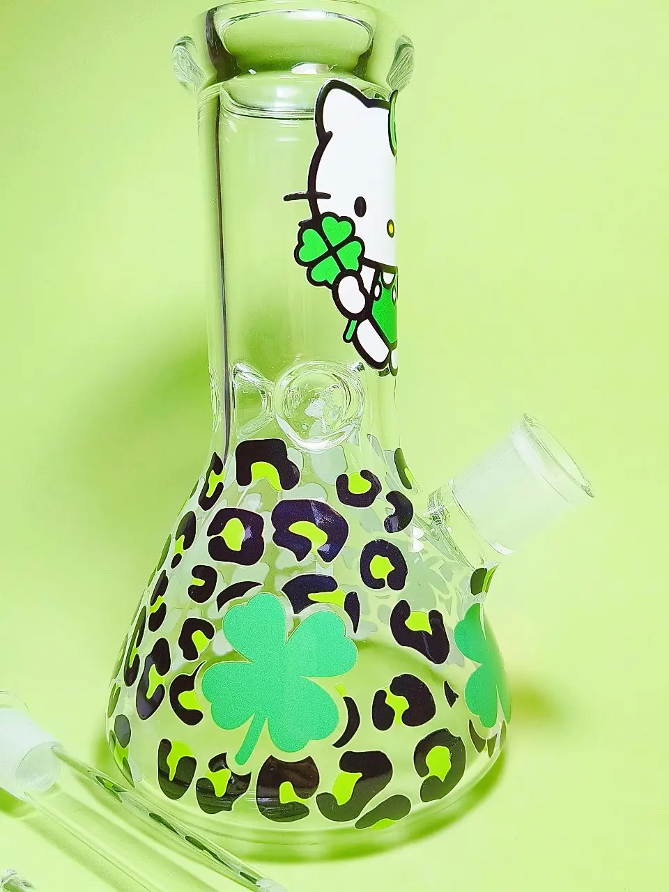 8 Inch 5mm Lucky Kitty Four-Leaf Clover Glass Beaker Bong - Image 2