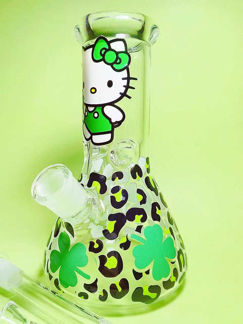 8 Inch 5mm Lucky Kitty Four-Leaf Clover Glass Beaker Bong - Image 3