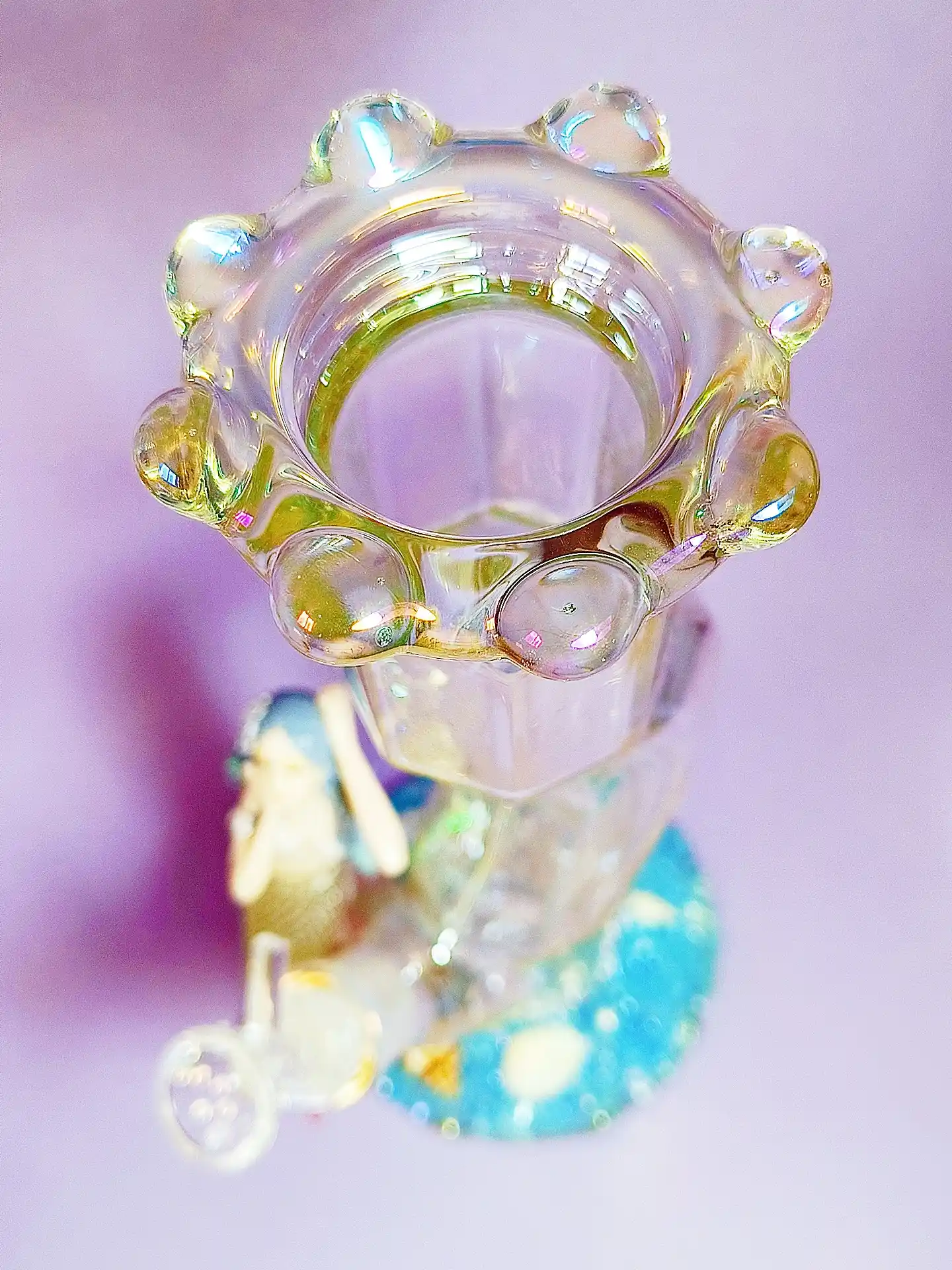 12-Inch Mermaid Curved Iridescent Glass Bong - Image 3