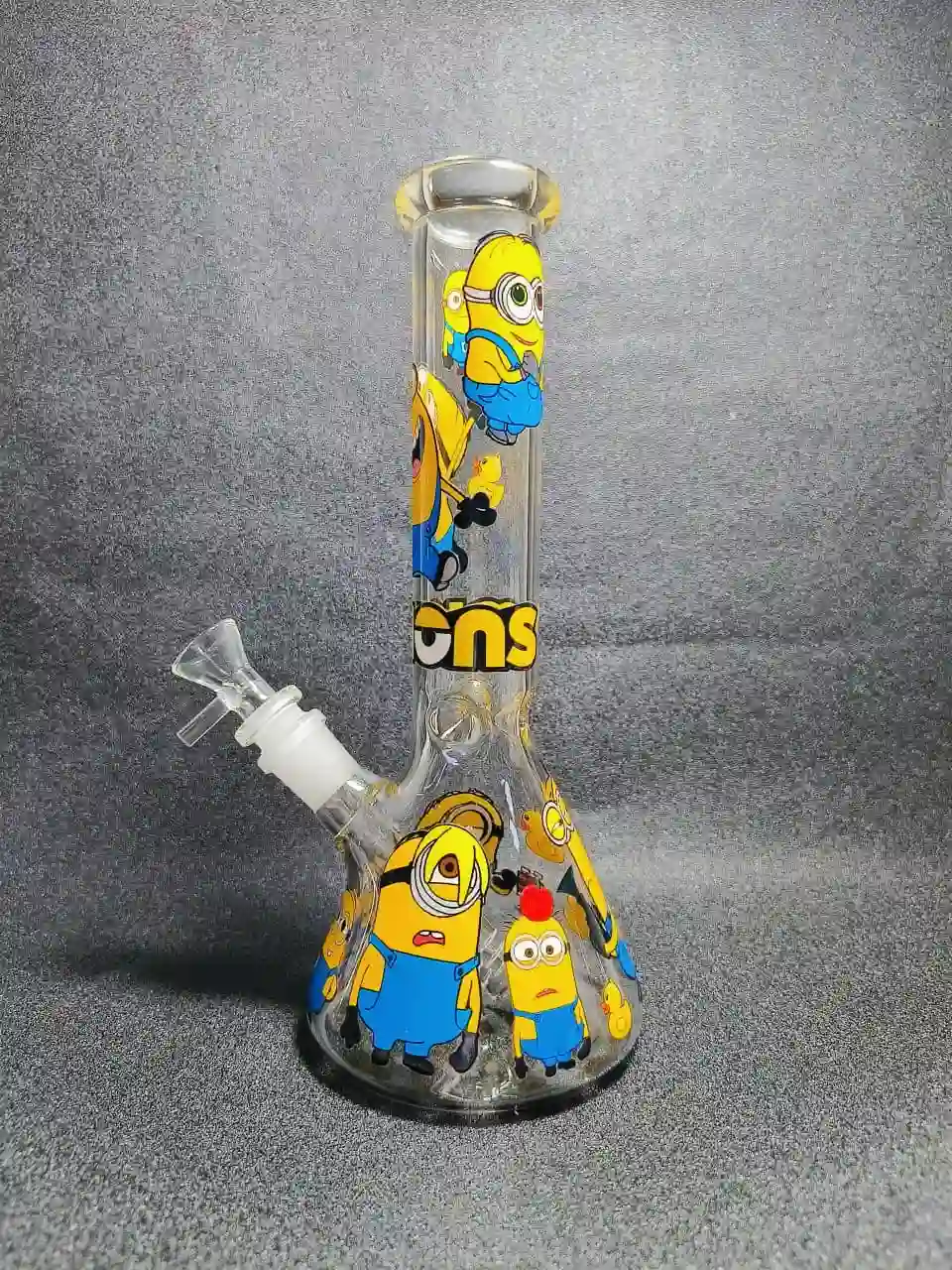 10 Inch Minions Inspired Borosilicate Glass Beaker Bong - Image 4