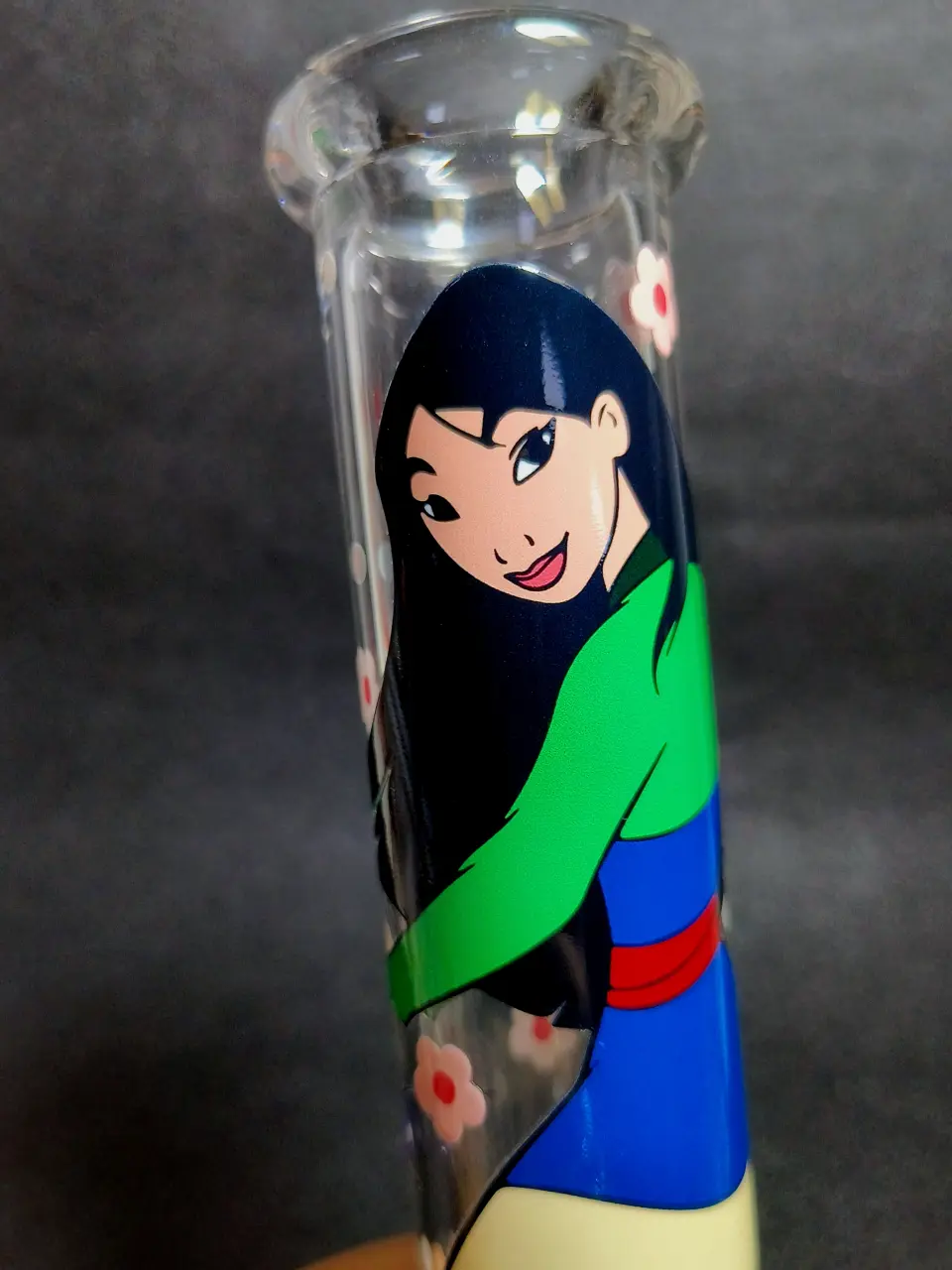 10-Inch Forest Green Strawberry Blossom Beaker Glass Bong - Image 8