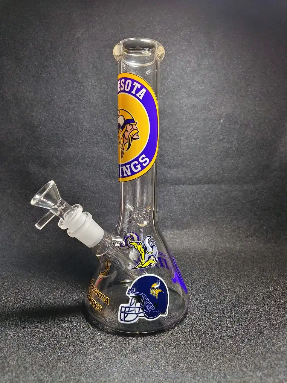 10 Inch Minnesota Vikings Beaker Borosilicate Glass Bong - Image 4