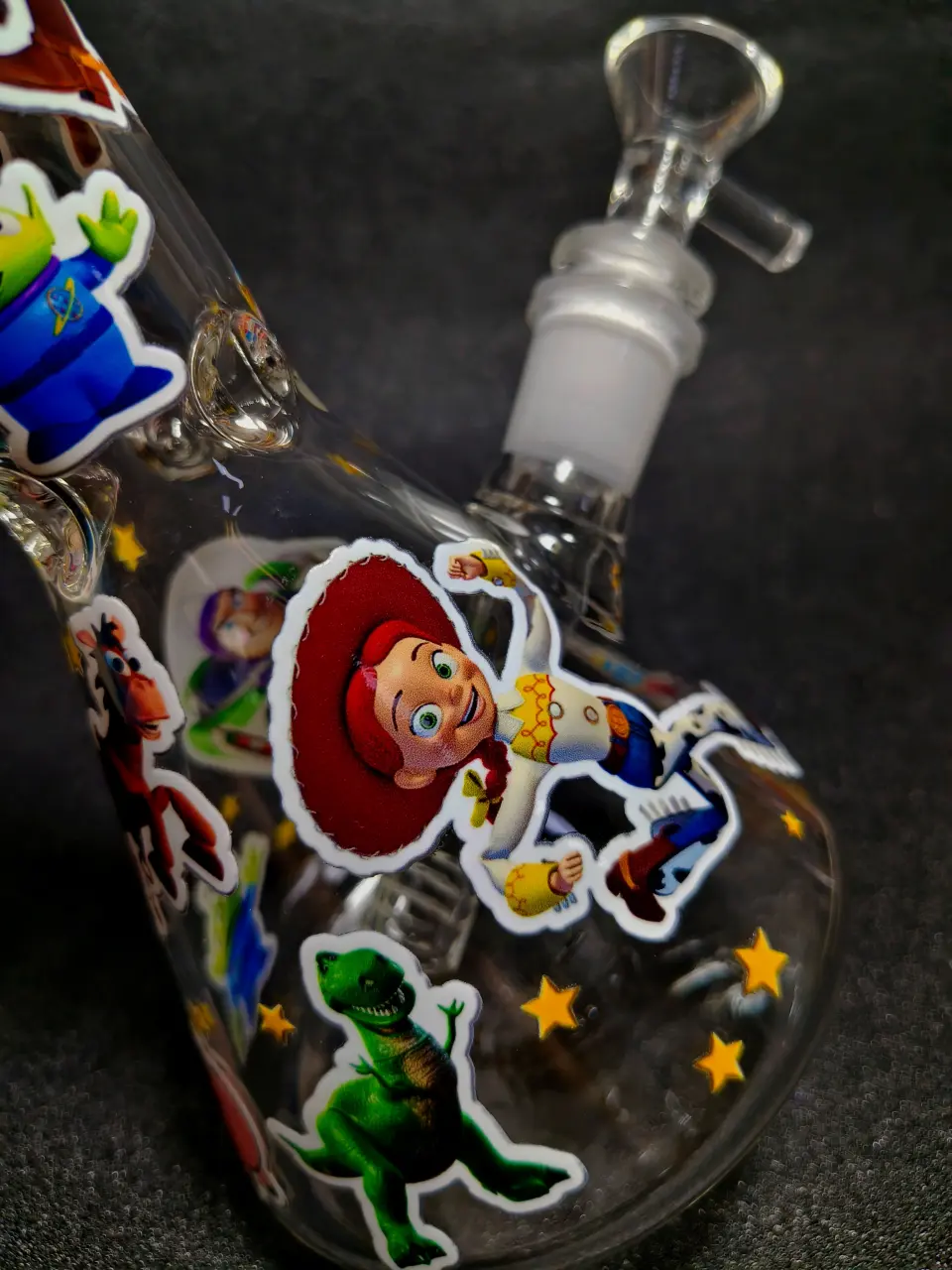 Toy Story Buzz Lightyear, Woody & Jessie 10-Inch Beaker Glass Bong - Image 8