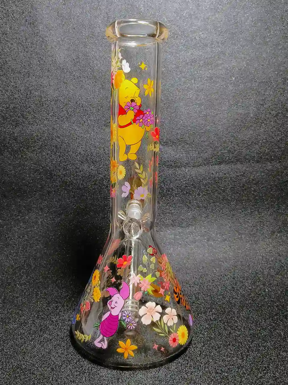 Winnie the Pooh & Tigger Flower Garden 10-Inch Beaker Glass Bong - Image 3