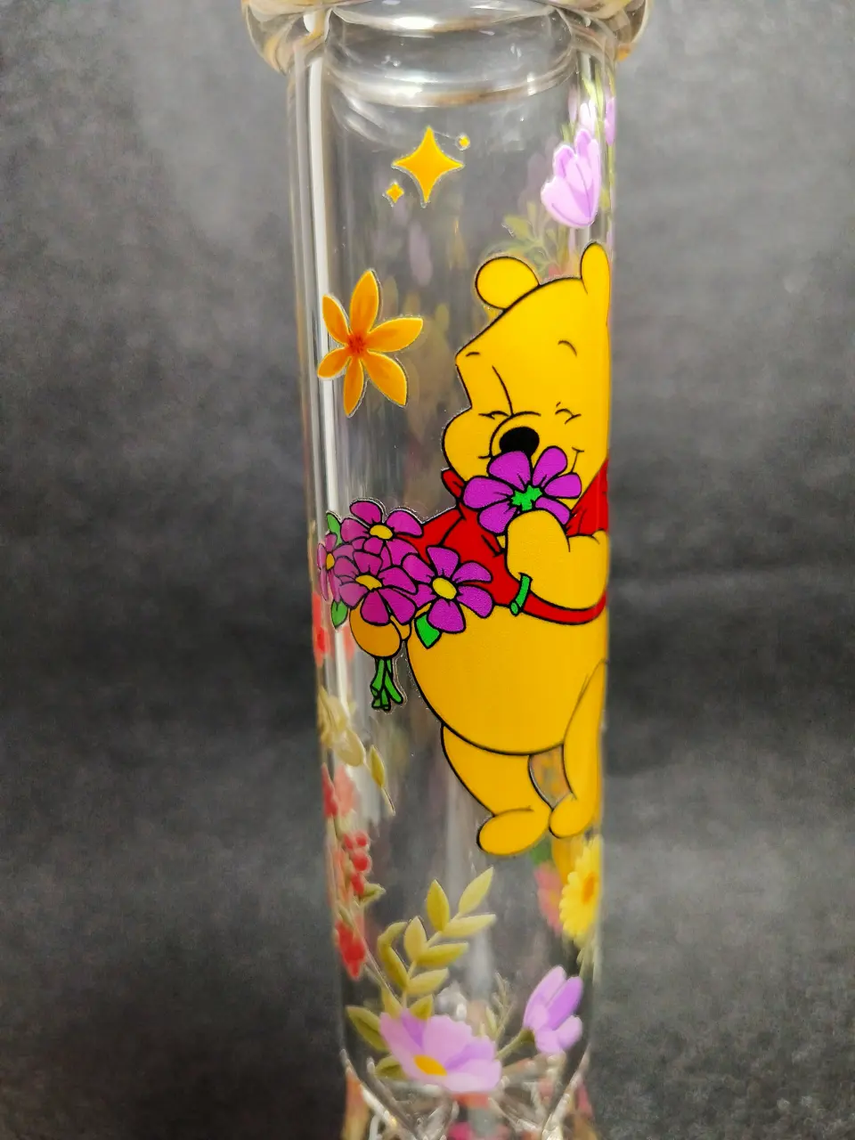 Winnie the Pooh & Tigger Flower Garden 10-Inch Beaker Glass Bong - Image 8